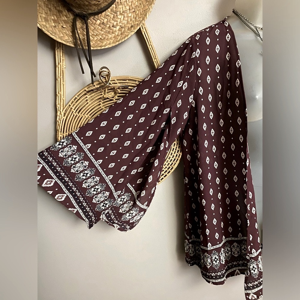 Berry & Cream Women's Burgundy Printed Boho Robe